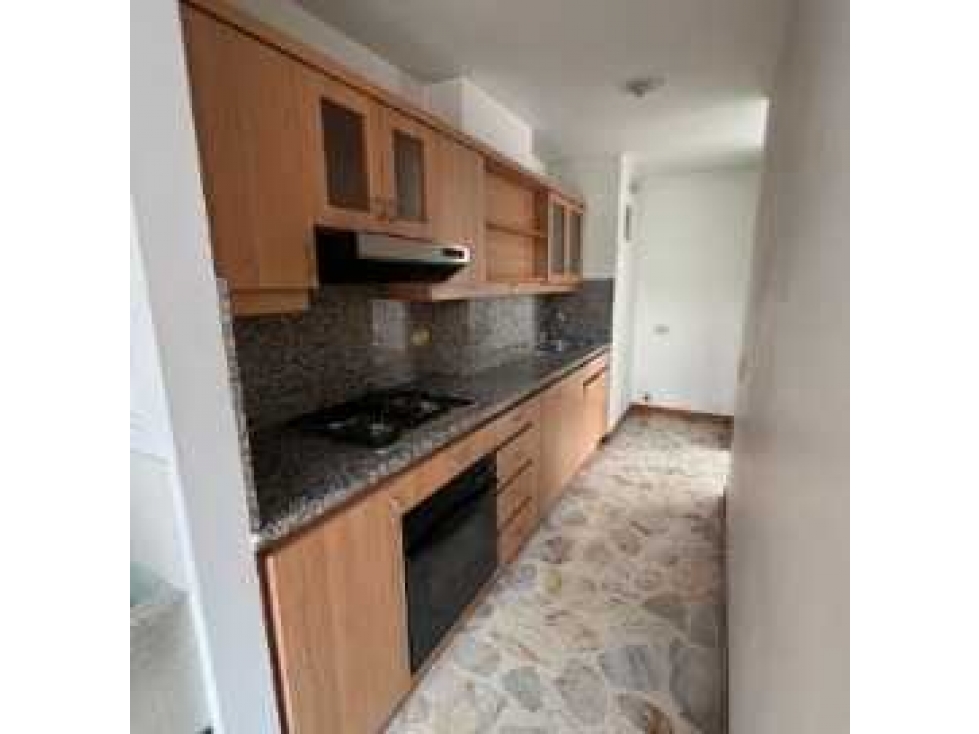 Venta apartamento 84m, Santa Teresita, Medellín — foto 2