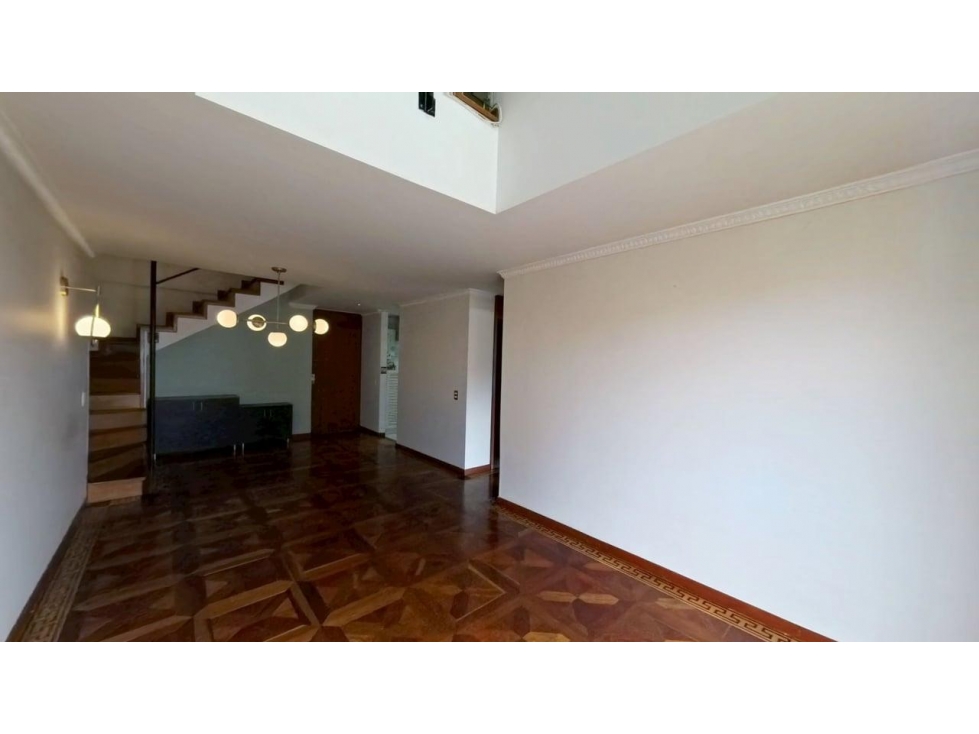 Venta Apartamento 95 m2, 3 hab, 2 b, 2 g, Chico Lago, Chapinero — foto 3