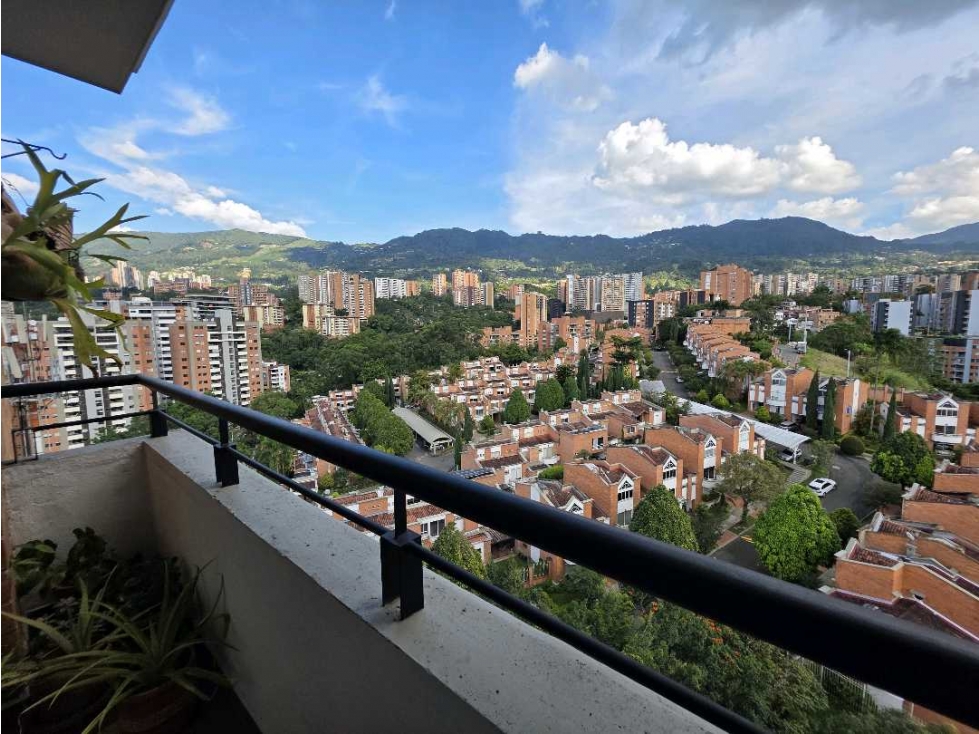 VENTA APARTAMENTO ABADIA PARTE ALTA ENVIGADO UNIDAD COMPLETA — foto 2
