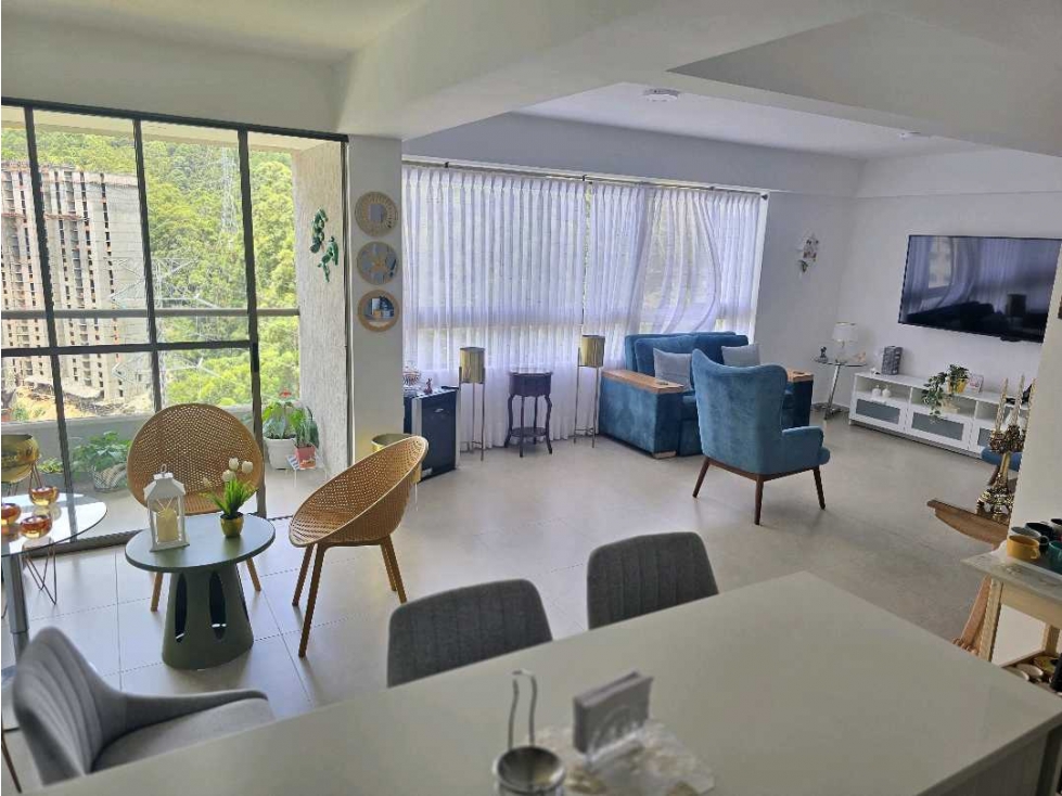 RENTA APARTAMENTO AMONTE SABANETA
