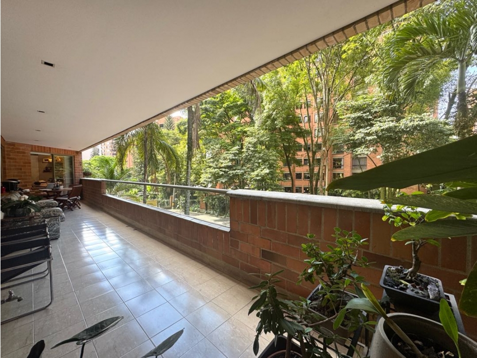 Venta apartamento balcón+terraza, Poblado, Tomatera. U Completa. — foto 2