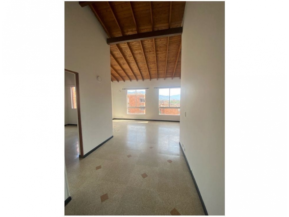 VENTA APARTAMENTO BELÉN LA MOTA — foto 2