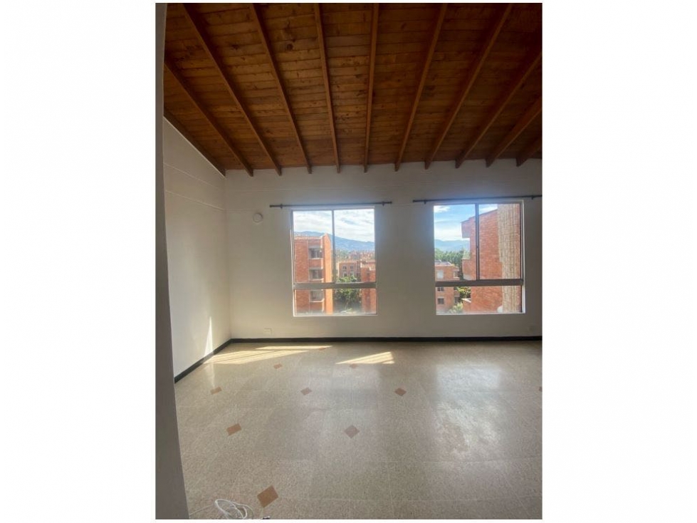 VENTA APARTAMENTO BELÉN LA MOTA — foto 5