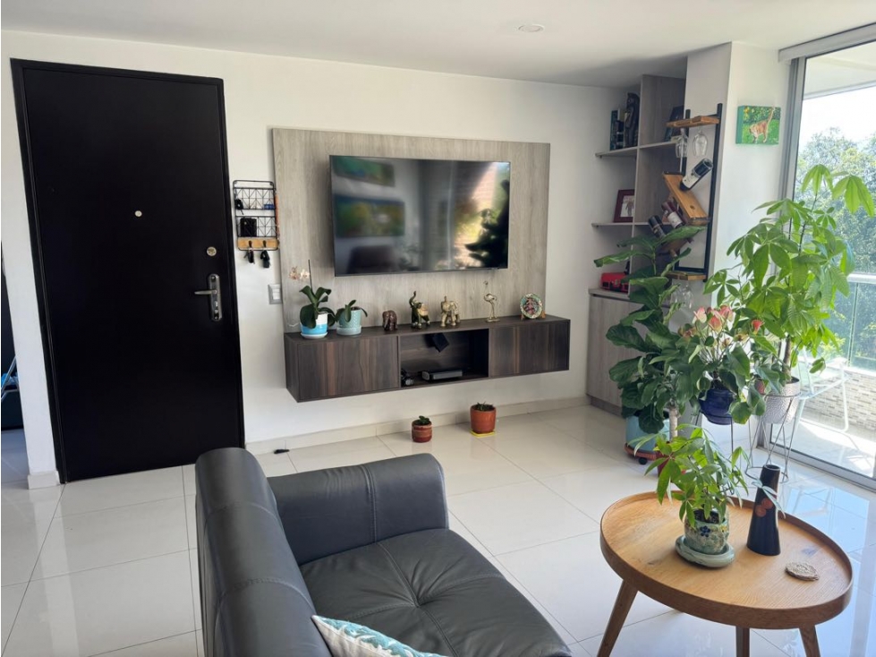 Venta Apartamento Laureles, Sector Nogal 64 m2 escritura, real 90 m2 — foto 4