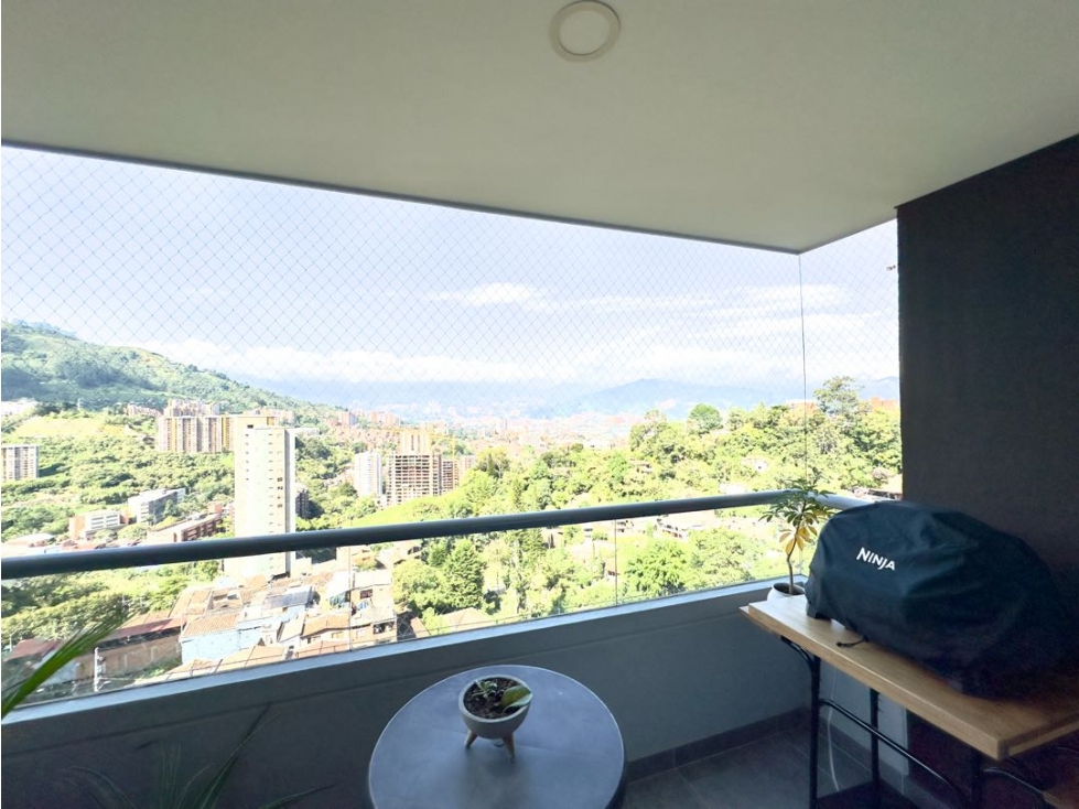 VENTA APARTAMENTO-ENVIGADO-CONEXIÓN ELÉCTRICA PARA CARRO-QUE VISTA !!! — foto 6