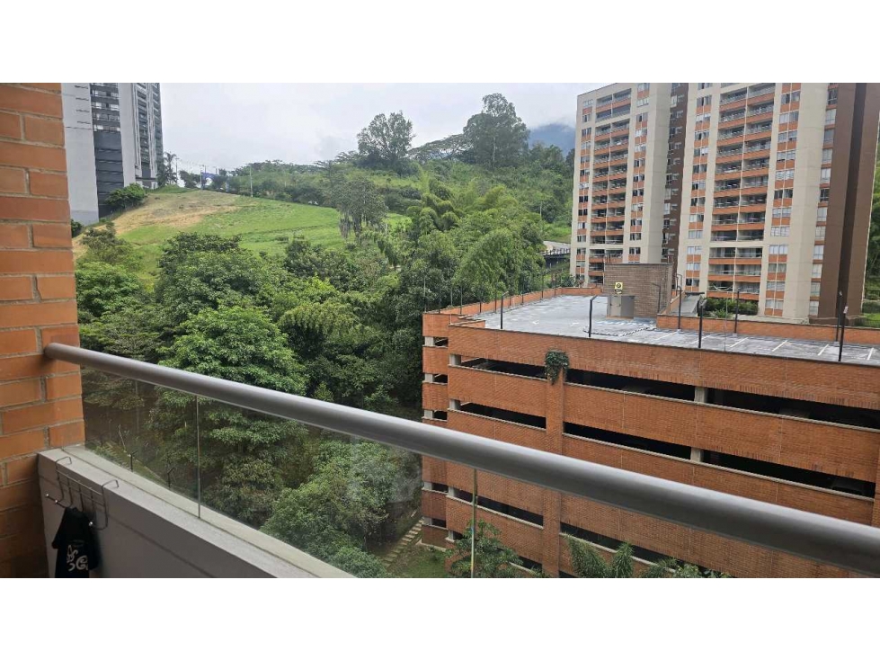 VENTA APARTAMENTO CAMINO VERDE ENVIGADO — foto 3