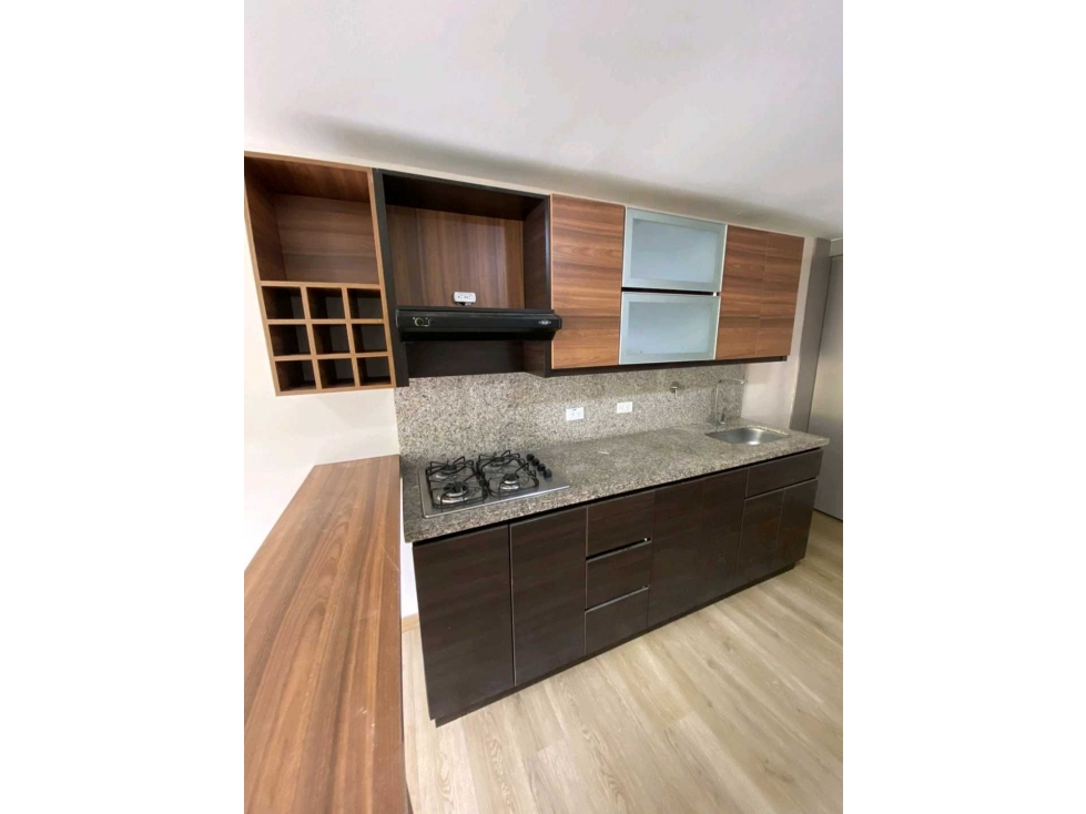 Venta apartamento, cerca al parque principal del Retiro