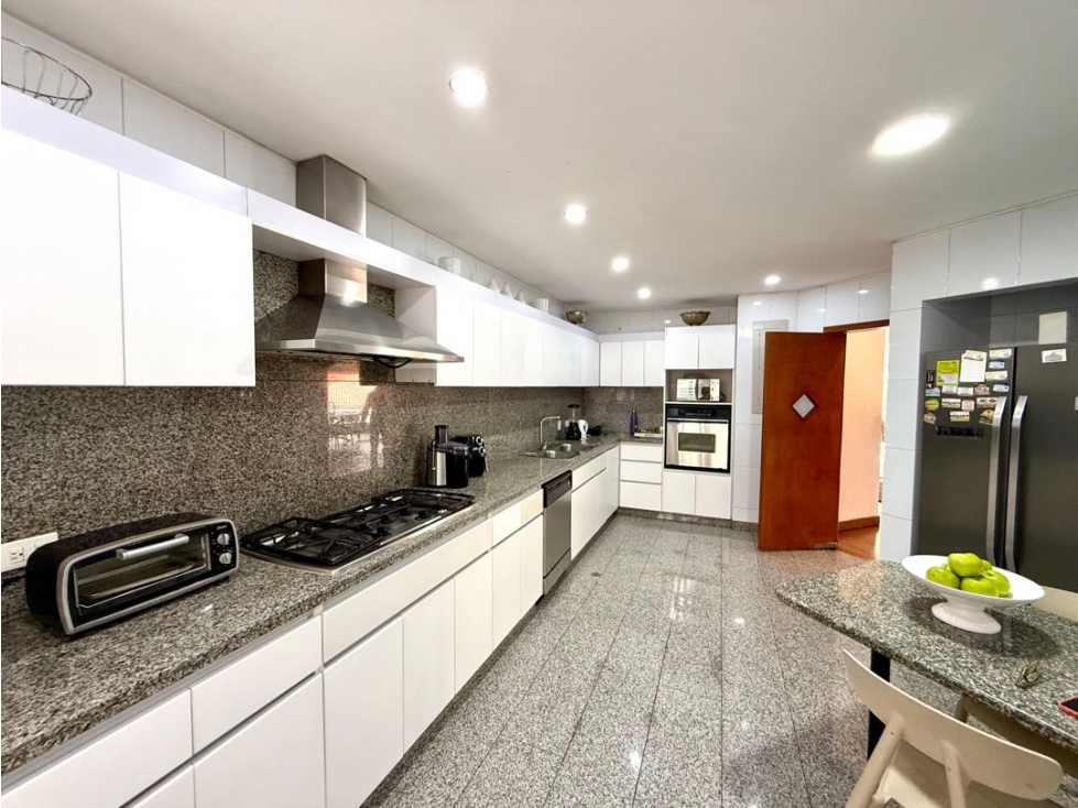 VENTA APARTAMENTO CHICO RESERVADO — foto 6