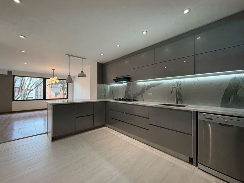 Venta apartamento chico reservado 150 Mts 2hab cbs 2 parq bogota