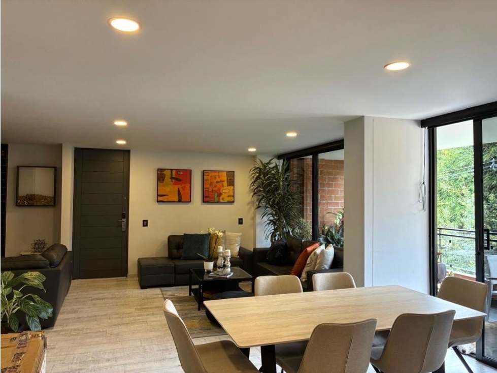 Venta apartamento con balcón. Cerca a Av. Las Palmas. — foto 4