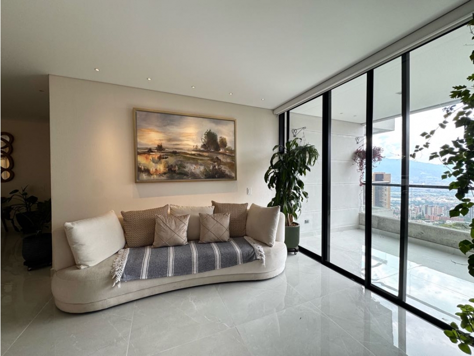 Arriendo apartamento amoblado. El Poblado, Tesoro. Unidad Completa.