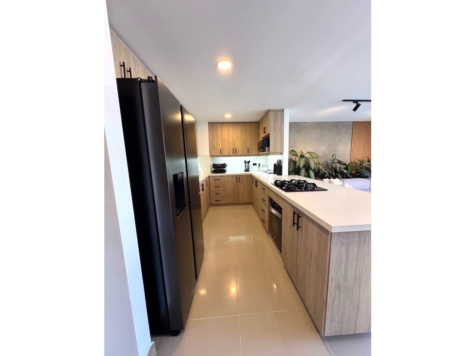 Venta apartamento con balcón. Envigado, Esmeraldal. Unida completa. — foto 6