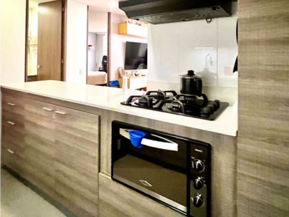Venta apartamento, con balcón. Envigado, El Escobero. Unidad completa. — foto 6