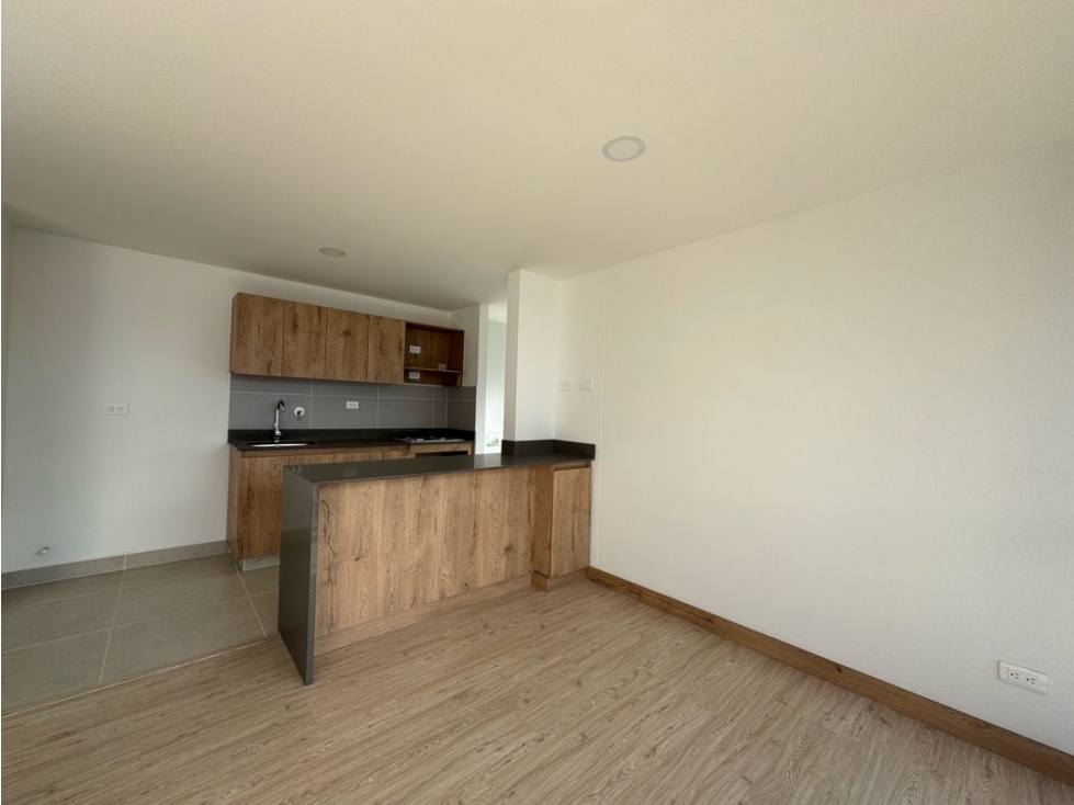 Venta apartamento con balcón, Loma del Indio — foto 4