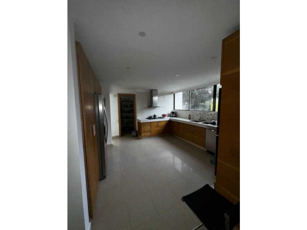 Venta apartamento con piscina en el poblado