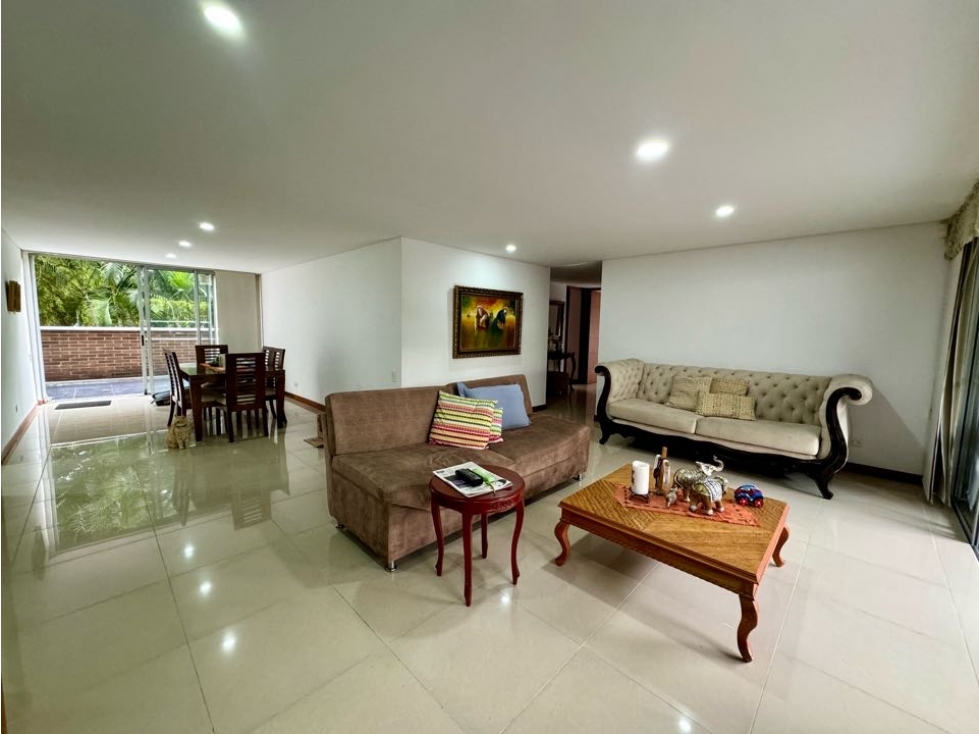 VENTA APARTAMENTO CON TERRAZA LOS GONZÁLEZ