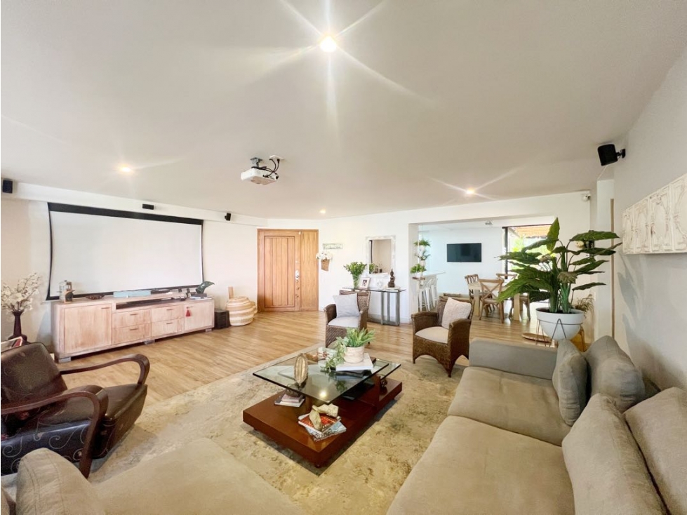 VENTA APARTAMENTO CON TERRAZA EL POBLADO LOS BALSOS CON LA 34 — foto 2