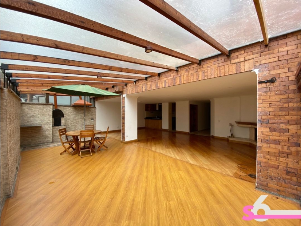 Venta apartamento con terraza en La Carolina — foto 2