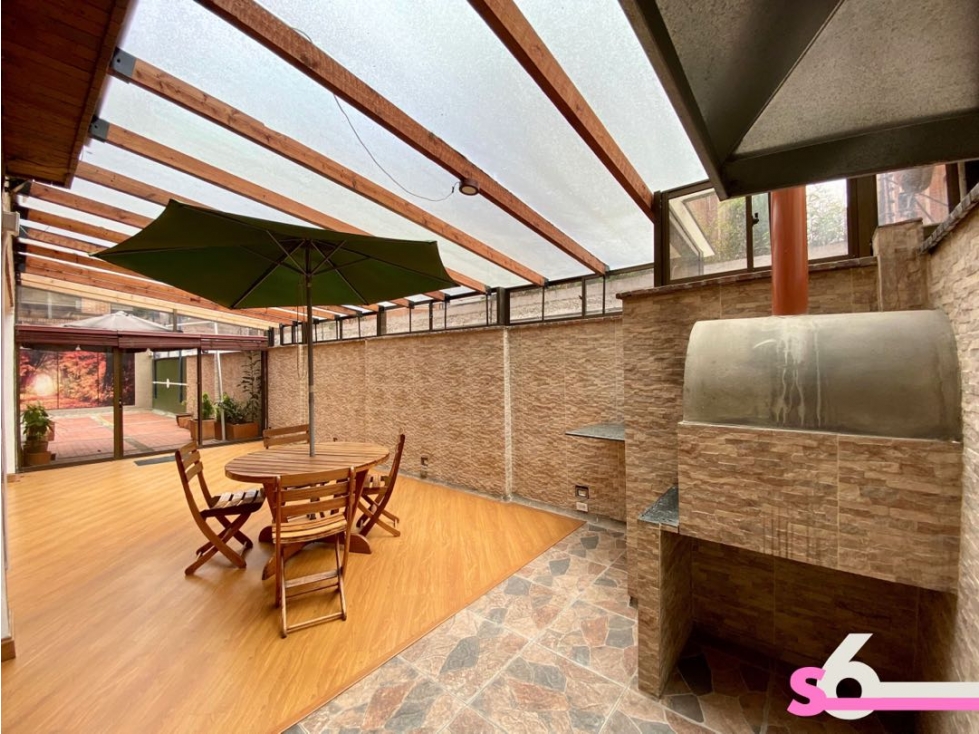 Venta apartamento con terraza en La Carolina — foto 4