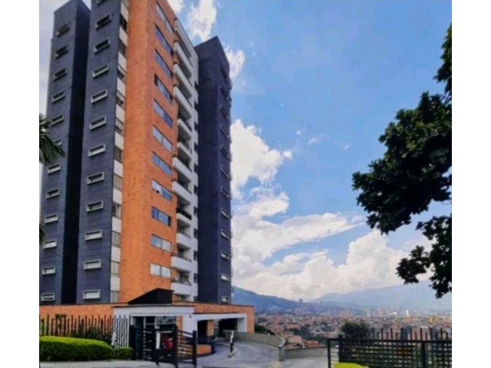 VENTA APARTAMENTO CON VISTA A LA CIUDAD EN ENVIGADO ZONA CAMPESTRE