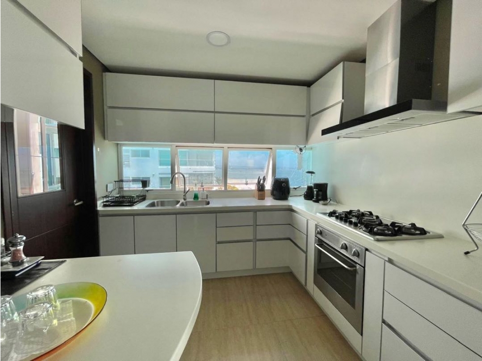 VENTA! Apartamento con vista al Mar en Castillogrande! — foto 5