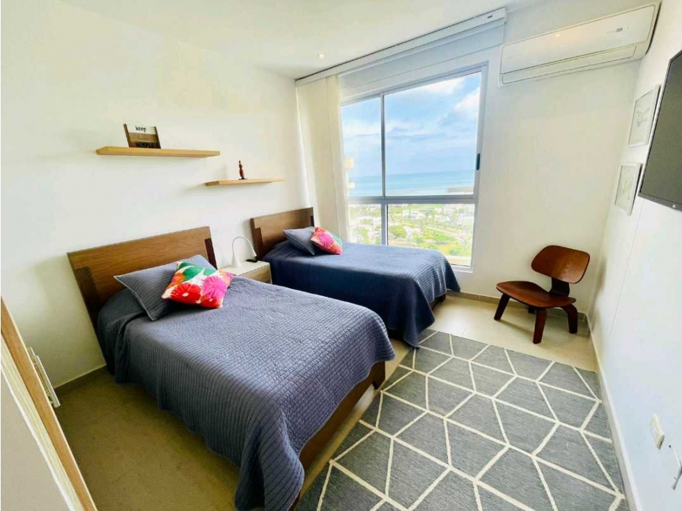Venta apartamento amoblado condominio Aguamarina Beach Resort C0121 - 2