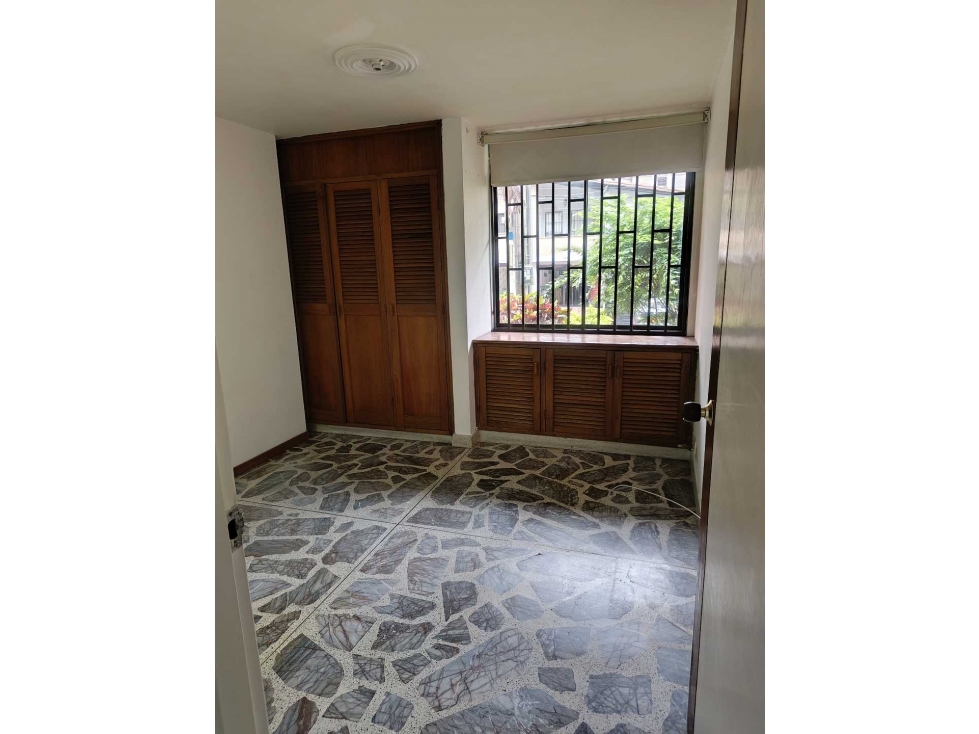 VENTA APARTAMENTO CONQUISTADORES — foto 2