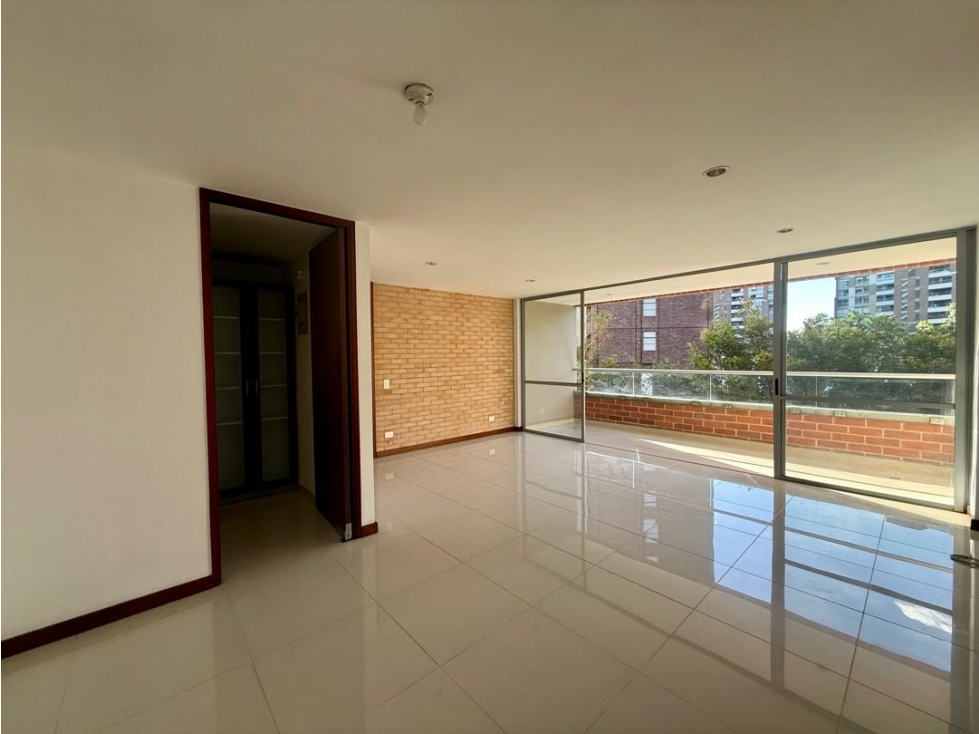 VENTA APARTAMENTO CUMBRES ENVIGADO