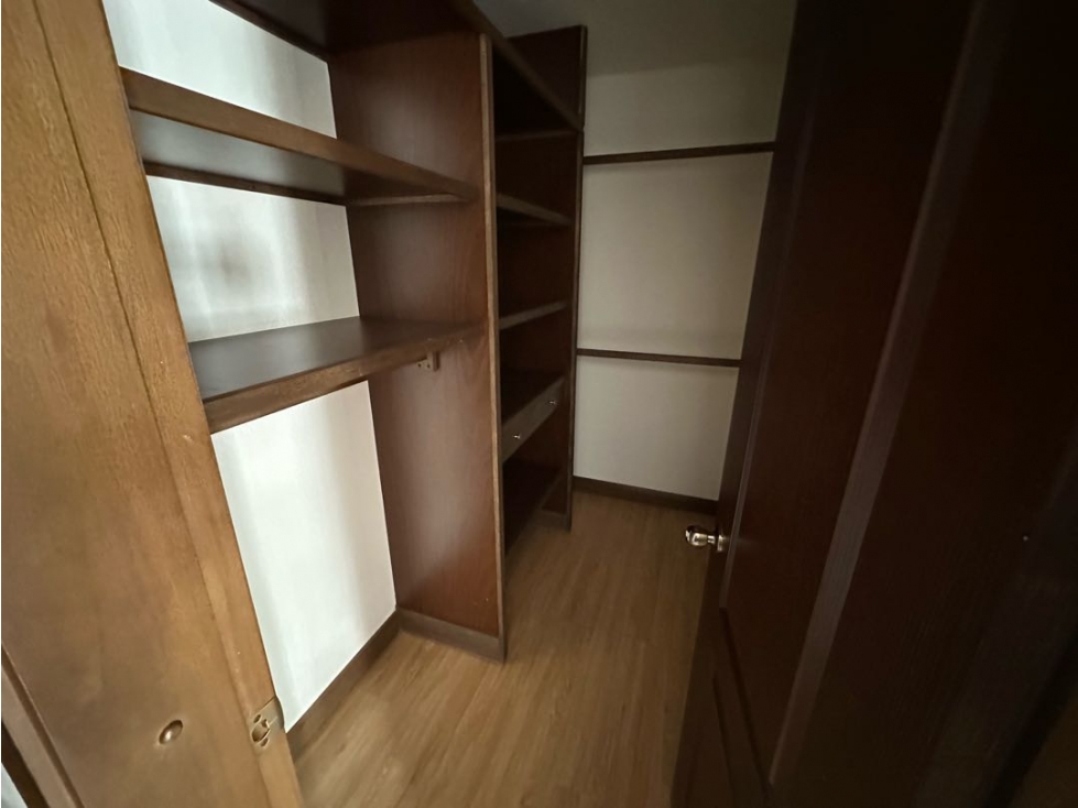 Venta Apartamento de 114 m2 en San Antonio De.Pereira — foto 5