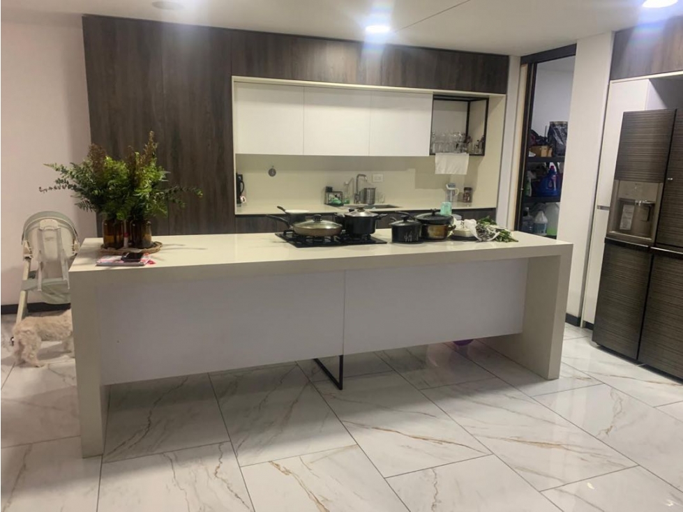 Venta apartamento de Lujo con terraza / Laureles