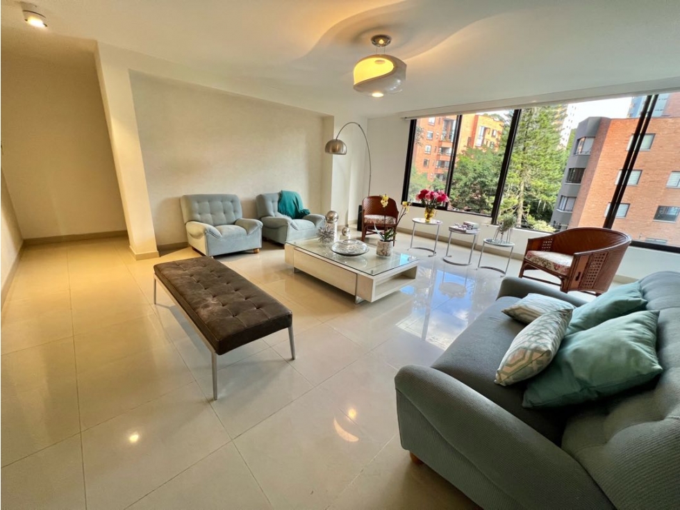 Venta apartamento Drive Inn Campestre Medellín 158,48 Mts2 CALLE CIEGA