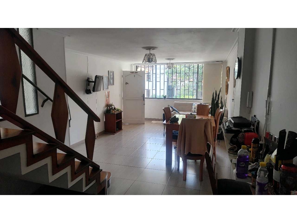 VENTA APARTAMENTO DUPLEX (1y2 Pisos). LAURELES NOGAL. (BJ) MEDELLÍN