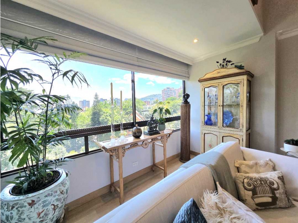 Venta Apartamento DUPLEX cercano a Loma de los Parra El Poblado 240m2 — foto 5