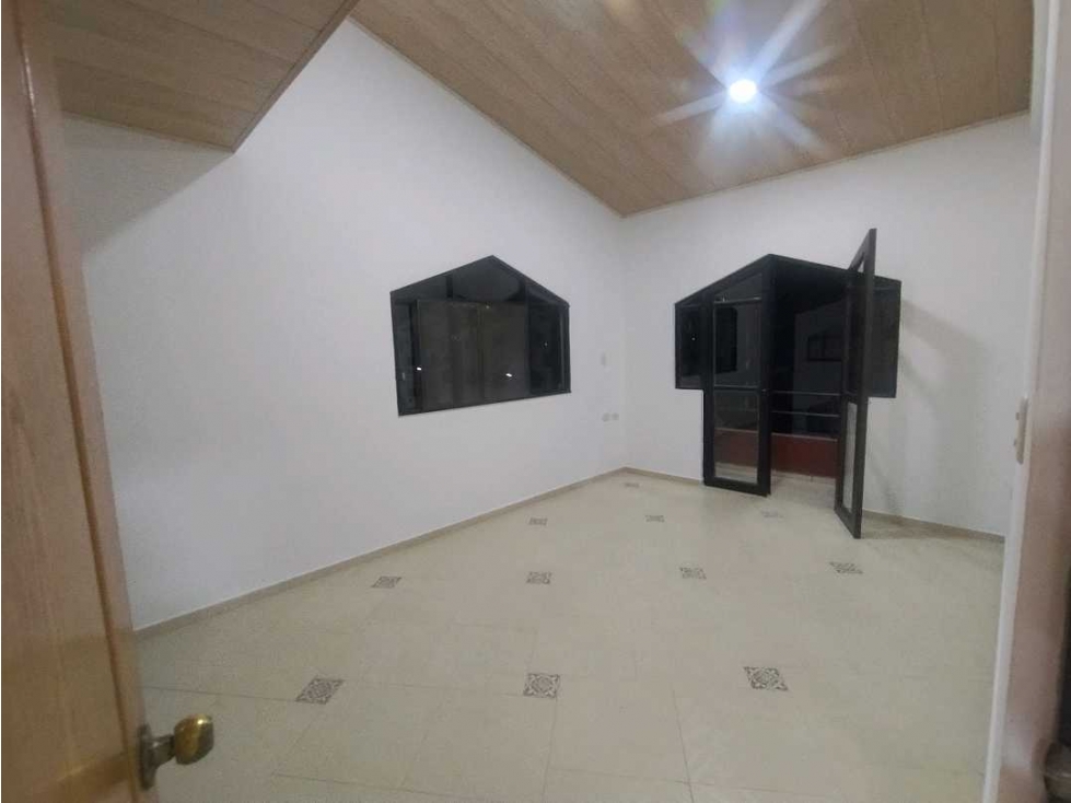 Venta Apartamento Duplex en La Mesa Cundi en La Carolina — foto 5