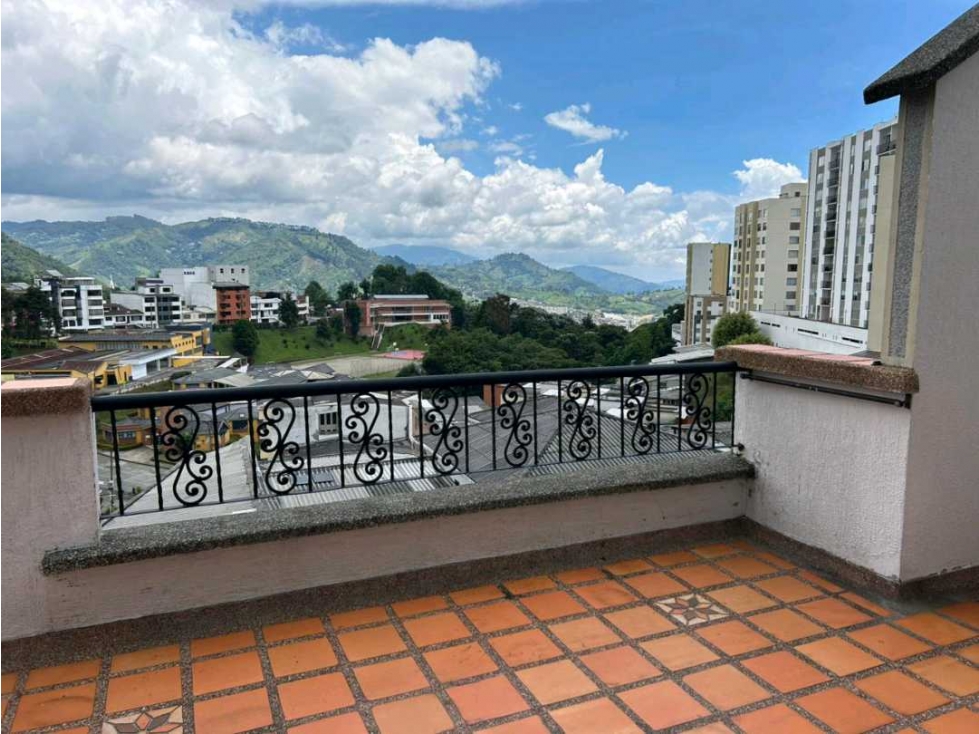 Venta Apartamento Duplex La Arboleda Manizales — foto 2