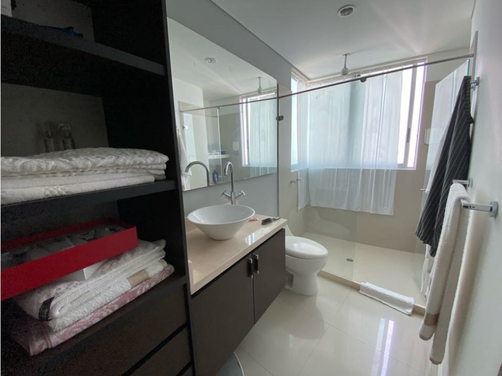 VENTA APARTAMENTO EDIFICIO GRANDBAY - 6