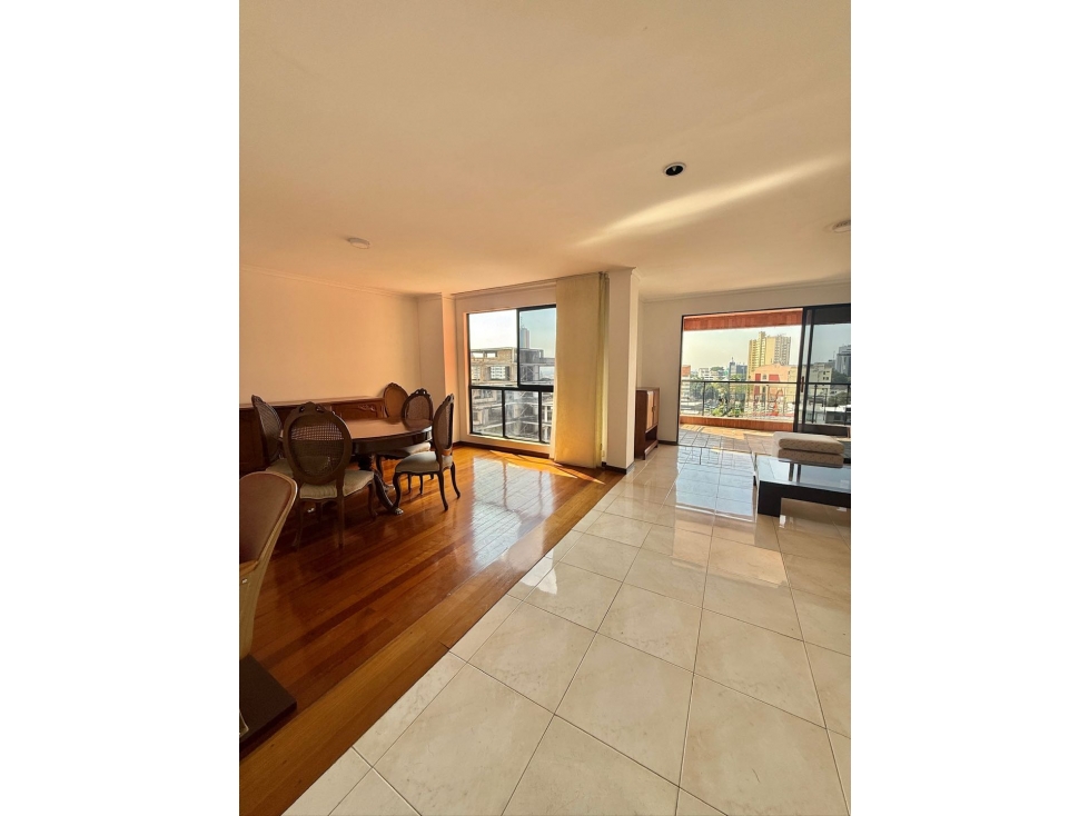VENTA APARTAMENTO- EDIFICIO LOMITAS, BARRIO GRANDA,CALI