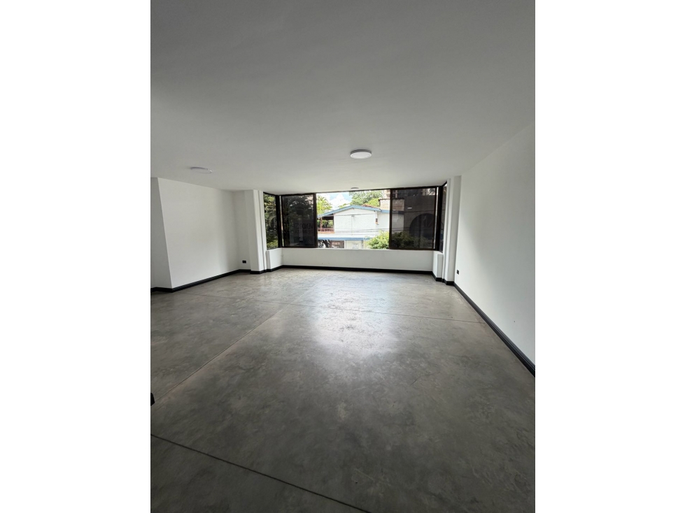 Venta apartamento edificio Tivoli aguacatala eafit Medellin