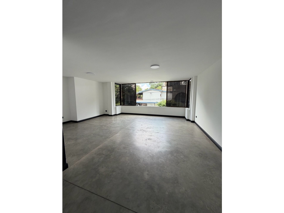Venta apartamento edificio Tivoli aguacatala eafit Medellin — foto 2
