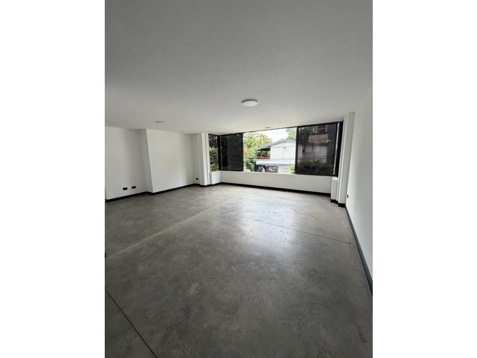 Venta apartamento edificio Tivoli aguacatala eafit Medellin — foto 3