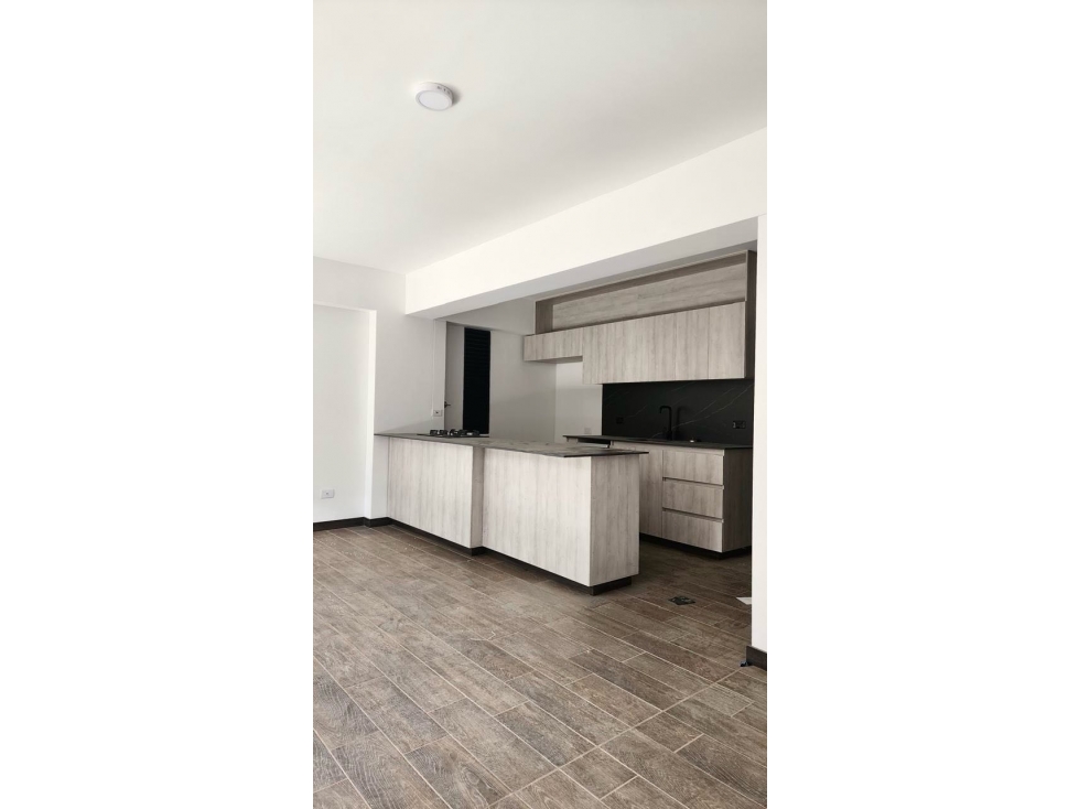 Venta apartamento. La Ceja, El Retiro. Oriente. Ud. completa de Club. — foto 3
