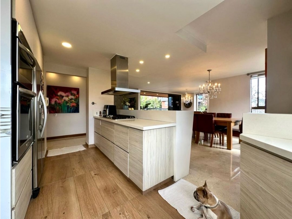 Venta apartamento con balcón. El Poblado, Lalinde. — foto 6