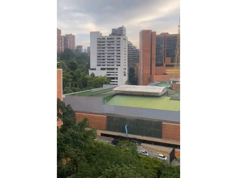 Venta Apartamento El Poblado a una cuadra del Tesoro — foto 3
