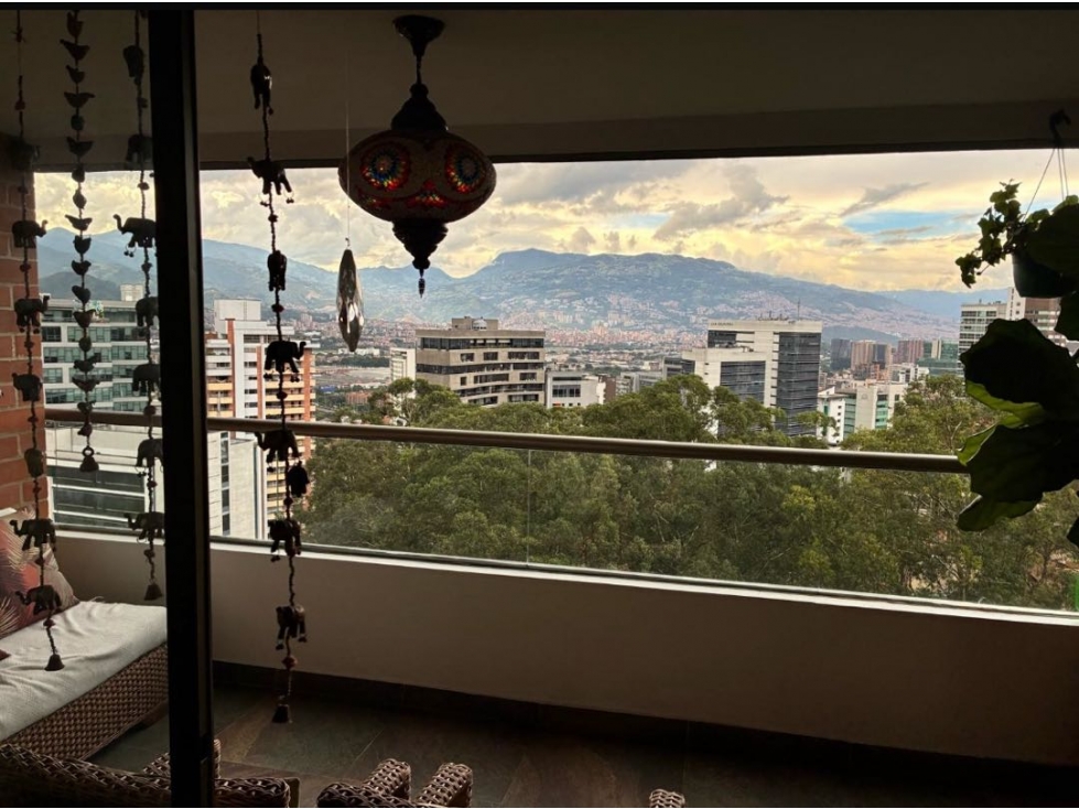 VENTA APARTAMENTO EL POBLADO CERCA A CENTRO COMERCIAL SANTAFE — foto 4