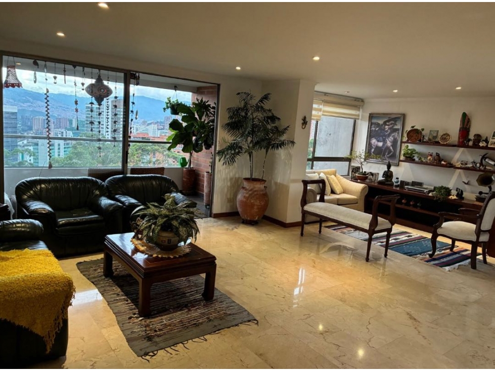 VENTA APARTAMENTO EL POBLADO CERCA A CENTRO COMERCIAL SANTAFE