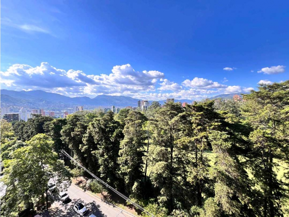 Venta apartamento El Poblado cerca al Campestre, vista privilegiada!