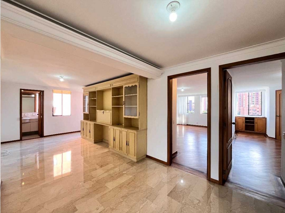 Venta apartamento El Poblado cerca al Campestre, vista privilegiada! — foto 5