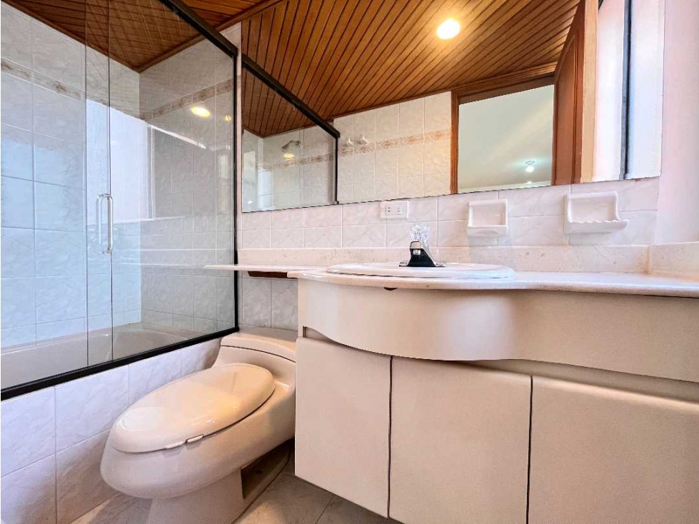 Venta apartamento El Poblado cerca al Campestre, vista privilegiada! — foto 6