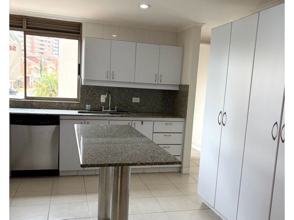 Venta apartamento. El Poblado, La Superior. — foto 3