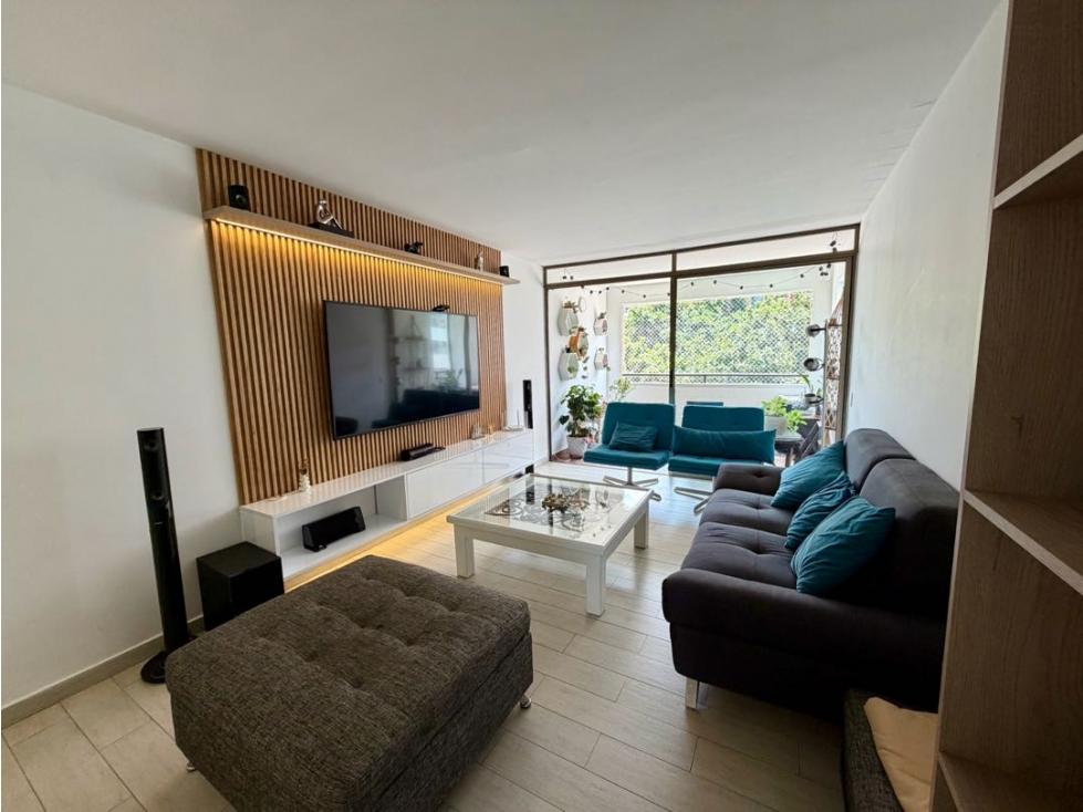 Venta Apartamento El Poblado Patio Bonito zona baja